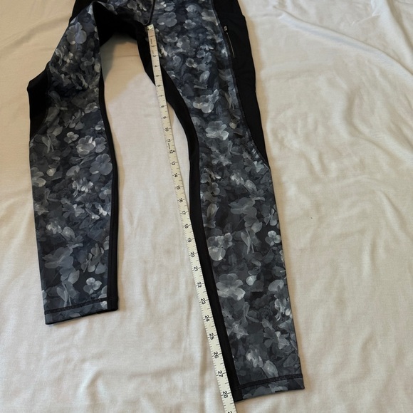 Athleta Small Frost High Traverse Floral Ankle Leggings - Picture 8 of 9